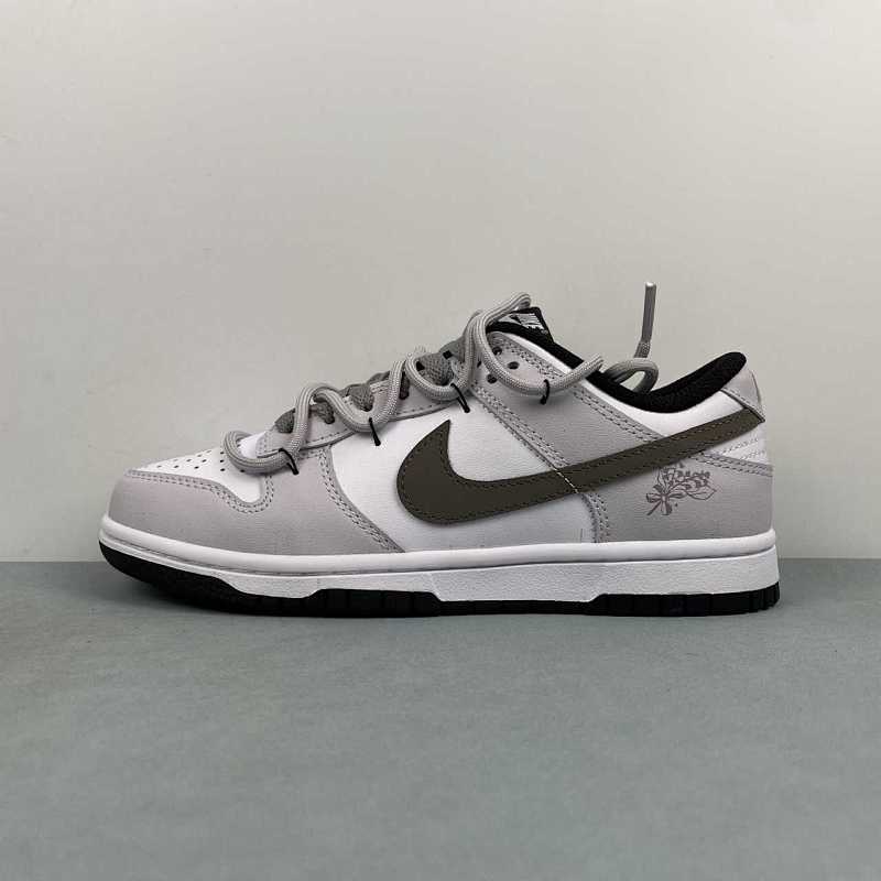 T Nike Dunk Low CW1590-100 35 36 36 5 37 5 38 38 5 39